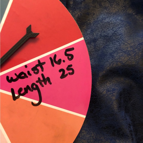 The People’s size 12 faux leather straight skirt. Euc. - Picture 8 of 8